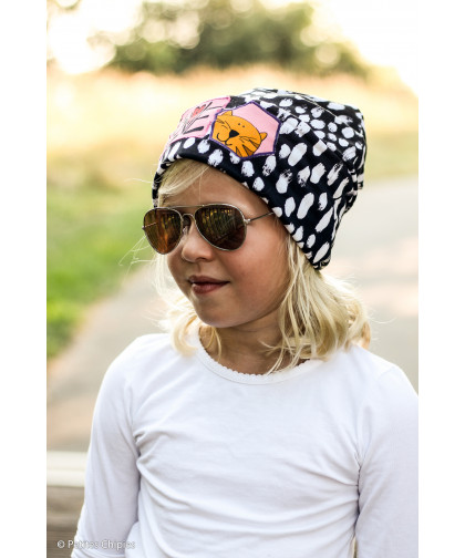 Panel “Beanie Party” by Cherry Picking